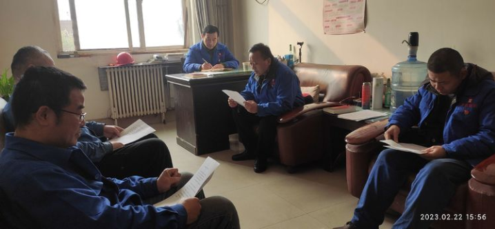 凝心聚力，踔厲奮進——下料精整車間黨支部組織生活會