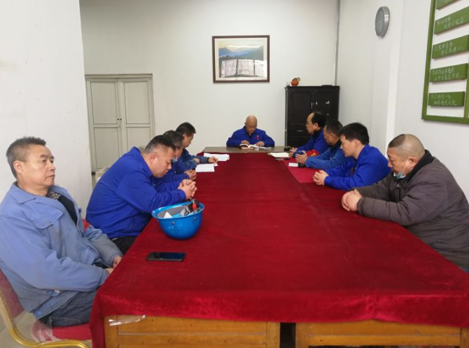 團結一致，奮發圖強——機加裝配黨支部組織生活會